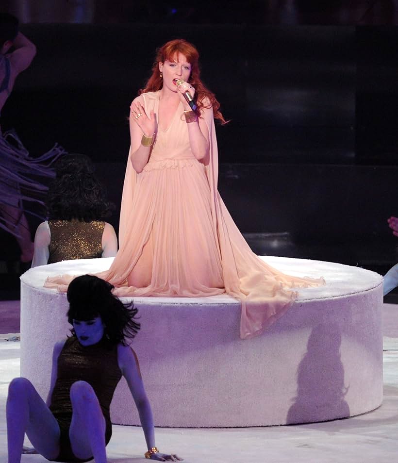 Florence and the Machine and Florence Welch in 2010 MTV Video Music Awards (2010)