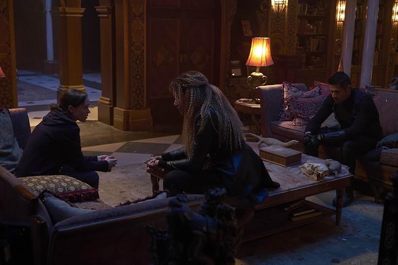 Elliot Page, David Castañeda, and Emmy Raver-Lampman in The Umbrella Academy (2019)