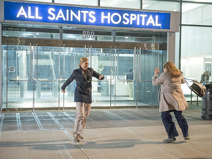 Edie Falco and Merritt Wever in Nurse Jackie (2009)