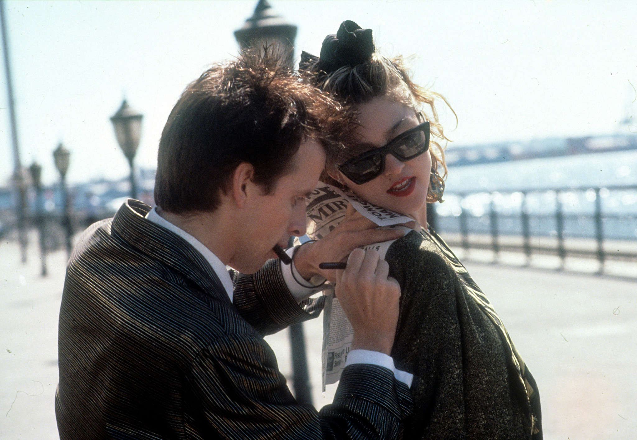 Madonna and Robert Joy in Desperately Seeking Susan (1985)