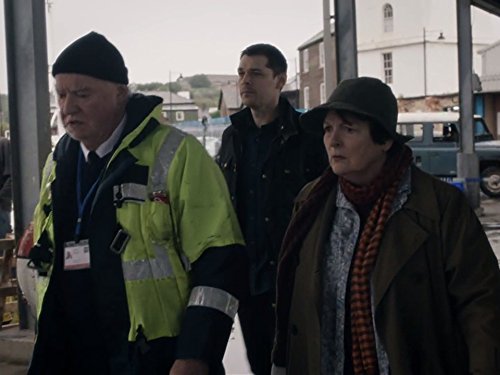 Brenda Blethyn, David Calder, and Kenny Doughty in Vera (2011)