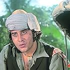 Vinod Khanna in Prem Kahani (1975)