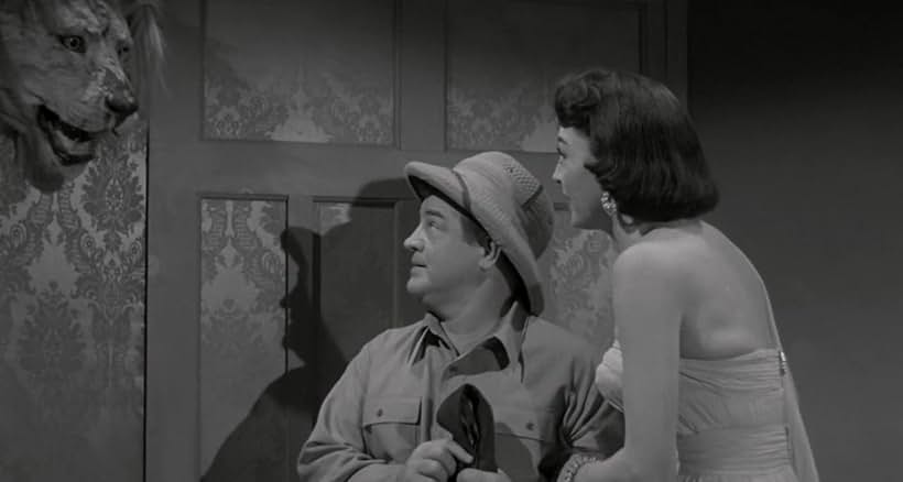 Lou Costello and Marie Windsor in Abbott and Costello Meet the Mummy (1955)