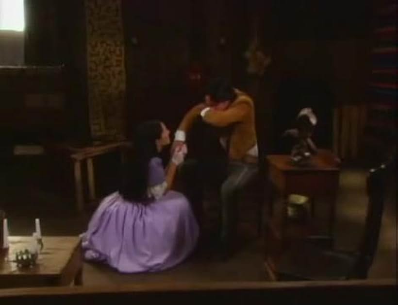 Bárbara Mori and Mauricio Ochmann in Azul tequila (1998)