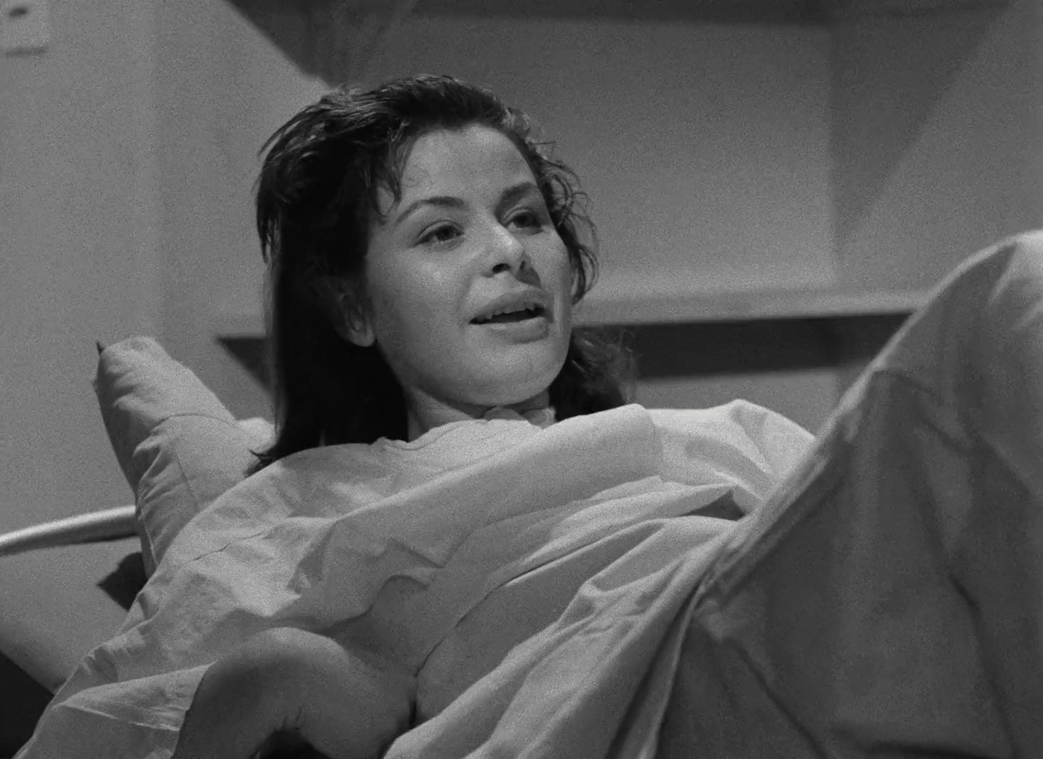 Maj-Britt Nilsson in Secrets of Women (1952)