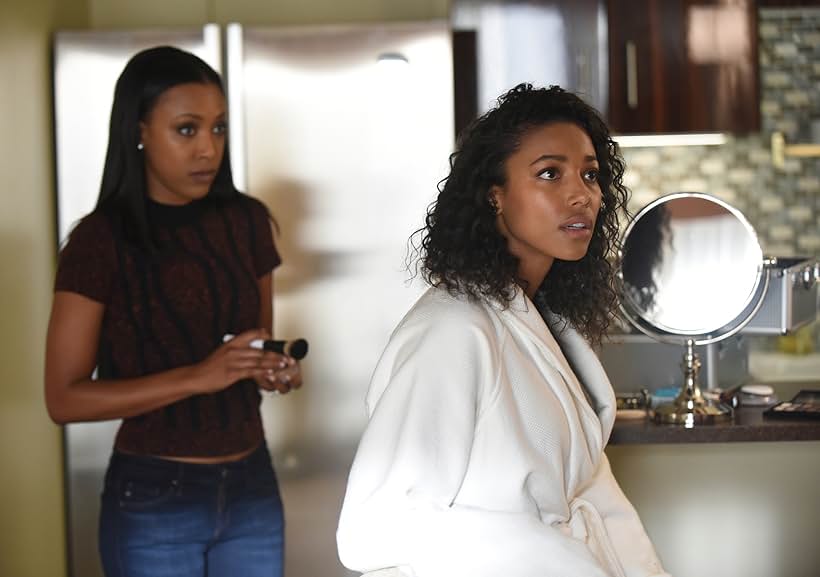 Meagan Holder and Kylie Bunbury in Pitch (2016)