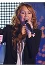 FNMTV Presents: A Miley-Sized Surprise... New Year's Eve 2009 (2008)