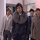 Kim Joon, Kim Hyun-joong, Lee Min-ho, and Kim Bum in Boys Over Flowers (2009)