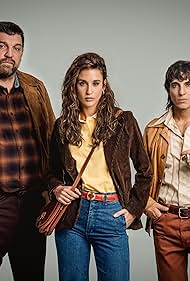 Hovik Keuchkerian, Miguel Herrán, and María Pedraza in Asalto al Banco Central (2024)