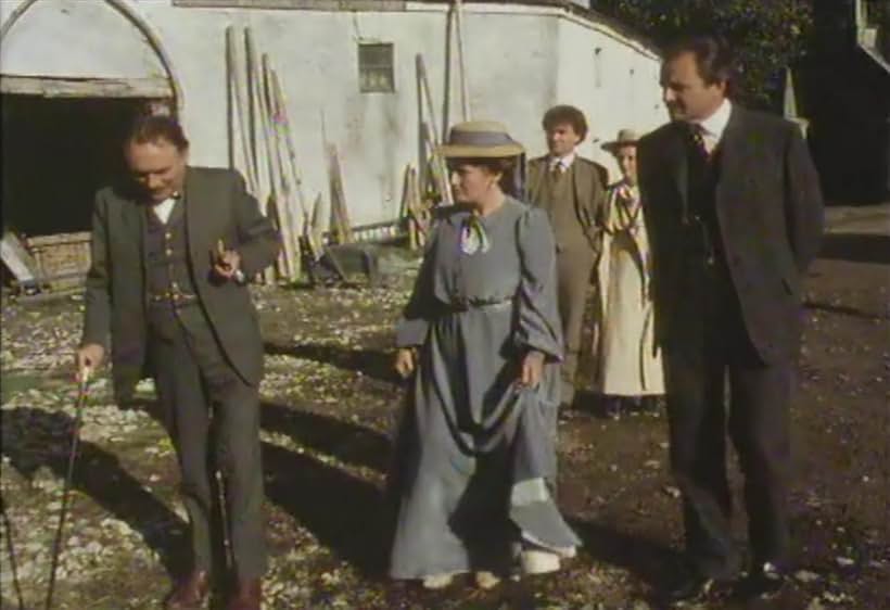 Sarah Badel, Peter Bowles, Dinsdale Landen, Lise Ann McLaughlin, and Bryan Murray in The Irish R.M. (1983)