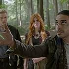 Katherine McNamara, Dominic Sherwood, and Jade Hassouné in Shadowhunters (2016)