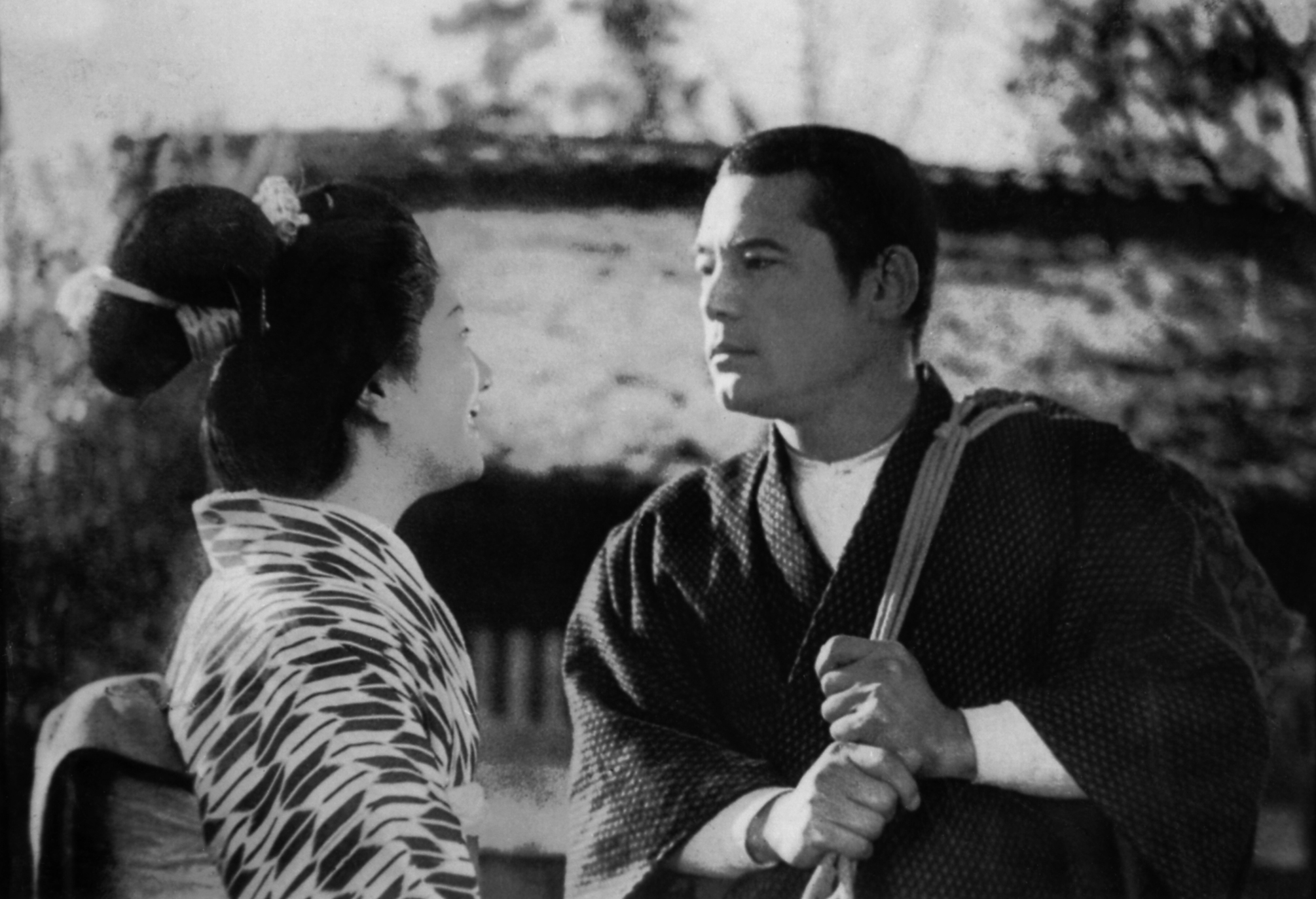 Susumu Fujita and Yukiko Todoroki in Sanshiro Sugata (1943)