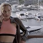 Trix Vivier in Waterfront (2017)