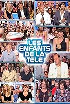 Josiane Balasko, Arthur, Ramzy Bedia, Michèle Bernier, Marilou Berry, Virginie de Clausade, Eric Judor, Gérard Jugnot, Kad Merad, Fred Testot, Omar Sy, Lara Fabian, and Florence Foresti in Les enfants de la télé (1994)