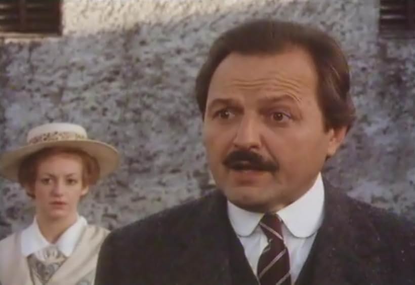 Peter Bowles and Lise Ann McLaughlin in The Irish R.M. (1983)