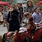 Brent Stait, Colleen Wheeler, Stephanie Bennett, Lina Renna, and Emma Oliver in Lonestar Christmas (2020)