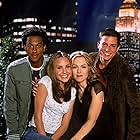 Jennie Garth, Amanda Bynes, Simon Rex, and Wesley Jonathan in What I Like About You (2002)