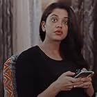 Shruti Sharma in Pagglait (2021)