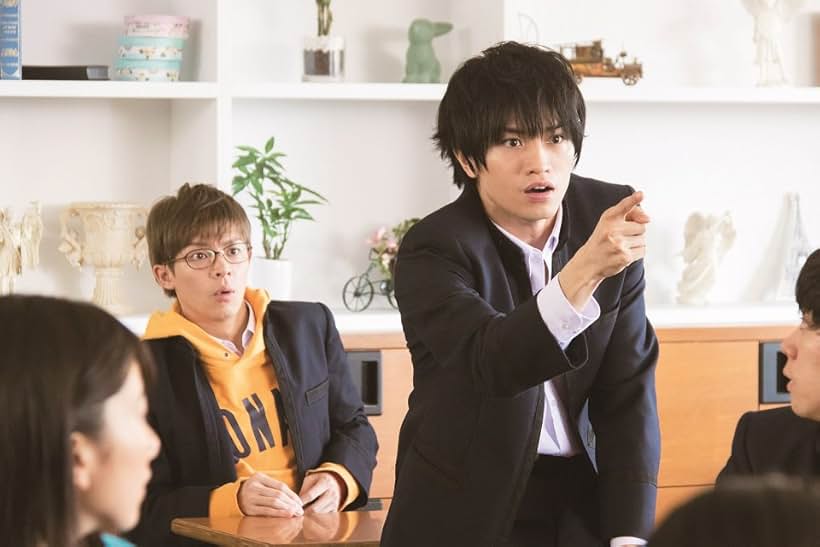 Kento Nakajima and Yûta Kishi in Nisekoi: False Love (2018)