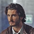 Yon González in Bajo sospecha (2014)