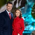 Rachael Leigh Cook and Benjamin Ayres in A Blue Ridge Mountain Christmas (2019)