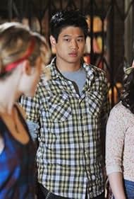 Ki Hong Lee and Gracie Gillam in The Nine Lives of Chloe King (2011)