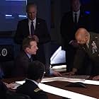 Kiefer Sutherland, Geoff Pierson, and Ruben Santiago-Hudson in Designated Survivor (2016)