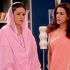 Amrita Singh and Vidya Sinha in Episode #1.9 (2005)
