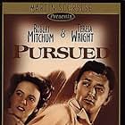 Robert Mitchum and Teresa Wright in Pursued (1947)