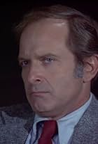 Ed Gilbert in The Hardy Boys/Nancy Drew Mysteries (1977)