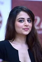 Zoya Afroz