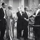 Hilde Hildebrand, Renate Müller, Hermann Thimig, Anton Walbrook, and Aribert Wäscher in Victor and Victoria (1933)