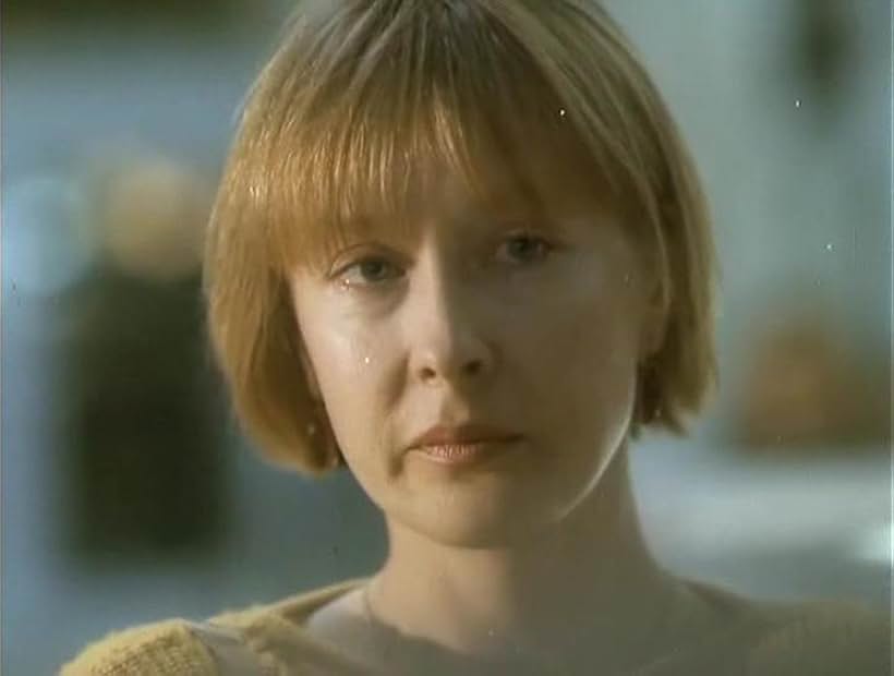 Larisa Udovichenko in Zimnyaya vishnya 2 (1990)