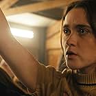 Alice Englert in Them That Follow (2019)