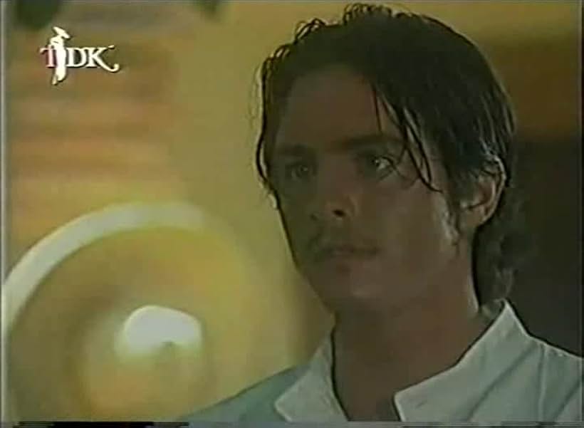 Mauricio Ochmann in Azul tequila (1998)