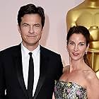 Jason Bateman and Amanda Anka at an event for The Oscars (2015)