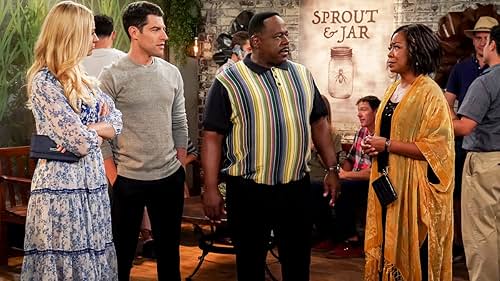 Tichina Arnold, Cedric The Entertainer, Max Greenfield, and Beth Behrs in Welcome to Soul Food (2019)