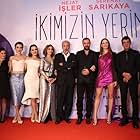 Istar Gökseven, Nejat Isler, Zerrin Tekindor, Serenay Sarikaya, Özgür Emre Yildirim, Aysegül Cengiz, Sezin Bozaci, Asli Bekiroglu, and Merve Çagiran at an event for For Both of Us (2016)