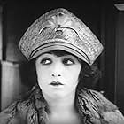 Bebe Daniels in Hey There (1918)