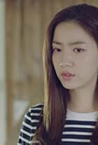 Ryu Hwa-young in Age of Youth (2016)