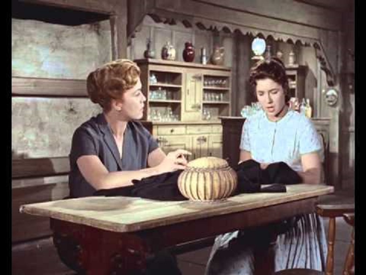 Heidemarie Hatheyer and Christiane Hörbiger in Der Meineidbauer (1956)