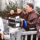 Francesca Annis, Grégoire Aslan, Bernard Cribbins, Ronald Fraser, and Davy Kaye in Crooks in Cloisters (1964)