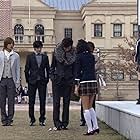 Kim Joon, Lee Si-young, Kim Hyun-joong, Lee Min-ho, Ku Hye-Sun, and Kim Bum in Boys Over Flowers (2009)