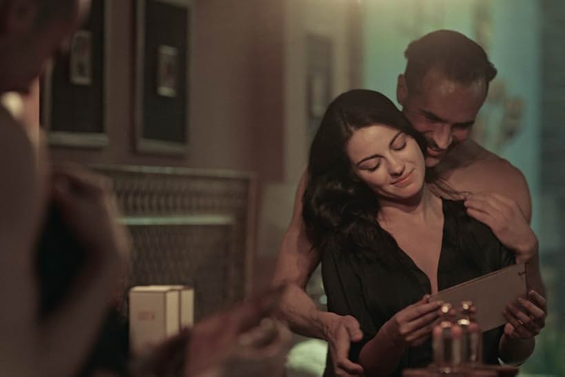 Jorge Poza and Maite Perroni in Dark Desire (2020)