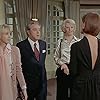 Stéphane Audran, Jean-Pierre Cassel, Paul Frankeur, Bulle Ogier, Fernando Rey, and Delphine Seyrig in Le charme discret de la bourgeoisie (1972)