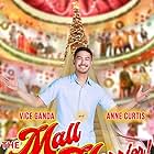 Tony Labrusca in M&M: The Mall The Merrier (2019)