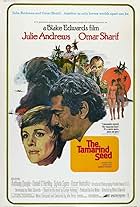 Julie Andrews and Omar Sharif in The Tamarind Seed (1974)