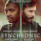 Anthony Mackie and Jamie Dornan in Synchronic (2019)