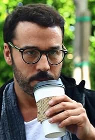 Jeremy Piven in Jeremy Piven's Beard (2013)