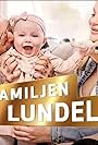 Lunabelle Lundell, Joakim Lundell, and Jonna Lundell in Familjen Lundell (2019)